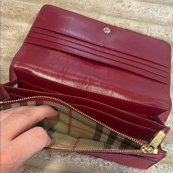 Burberry Burgundy Leather Wallet - Picture 5 of 8
